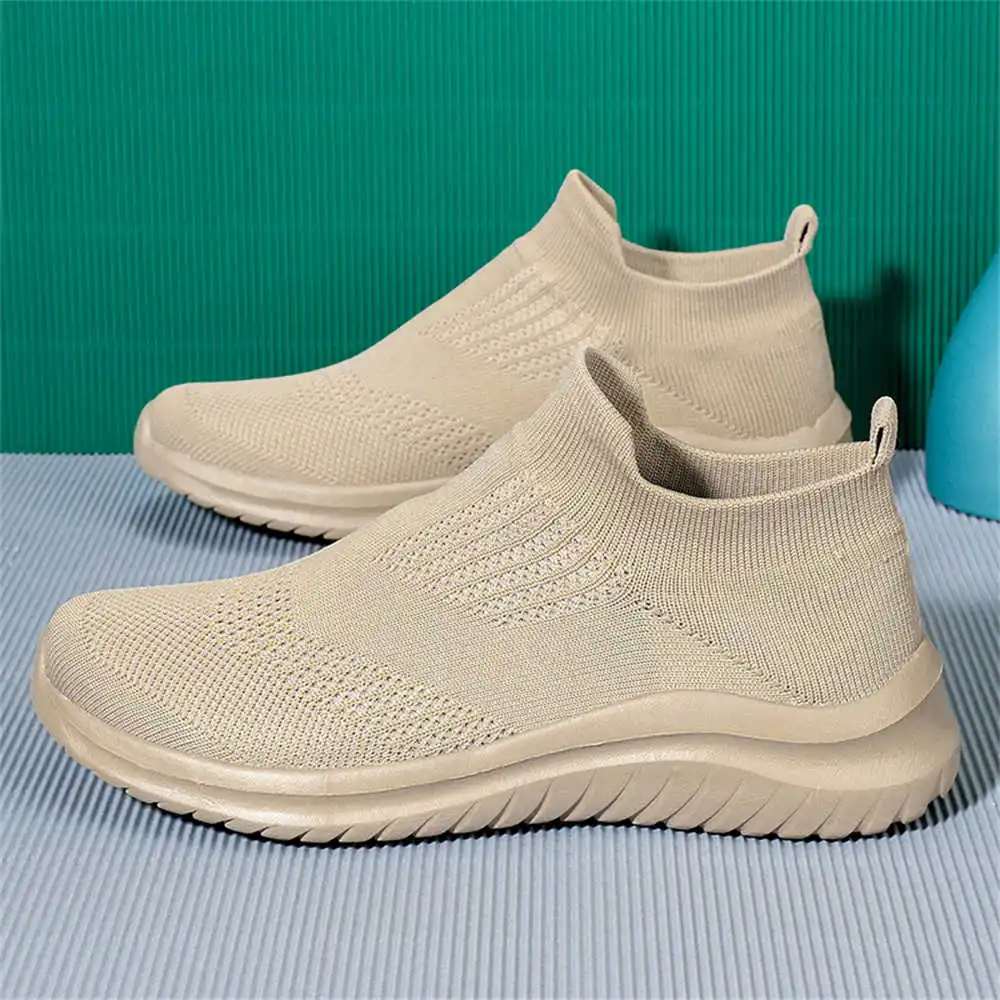 Beige Soft New Novelty Tennis  - đánh giá và giá Vintage Collectibles Store